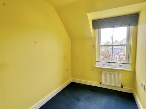 Bedroom: