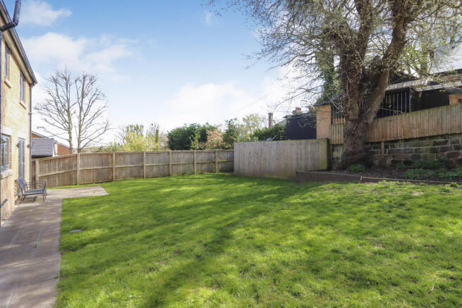 4 bed Detached for sale Image 12