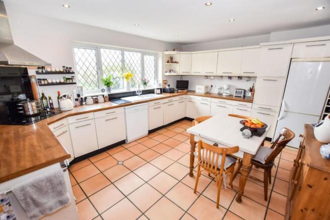 Kitchen/Breakfast Room