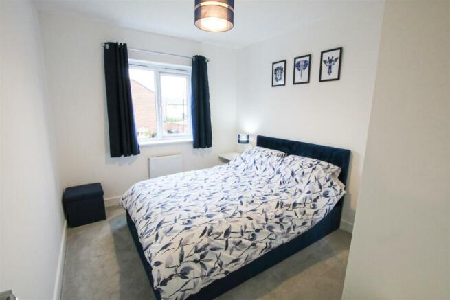 BEDROOM 2
