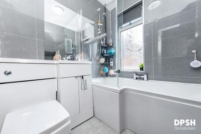 3 bed Semi-Detached for sale Image 11