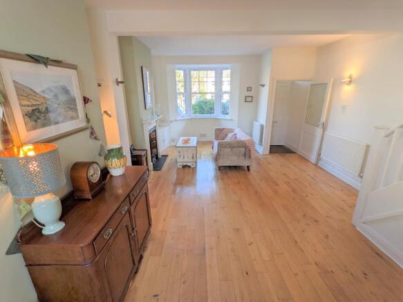 Living Room (5)