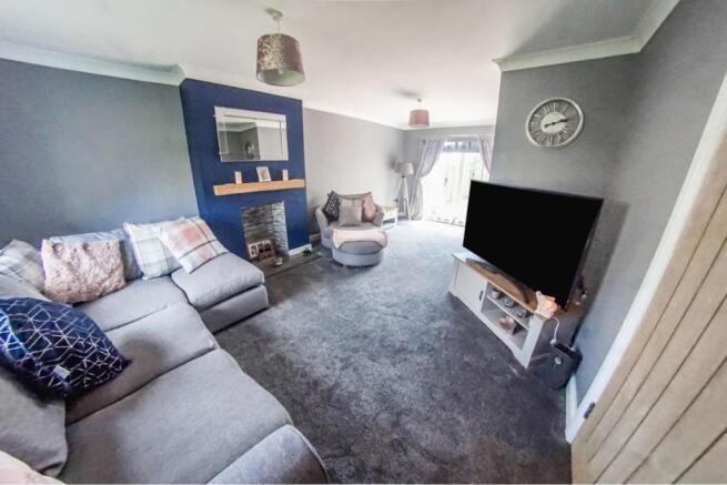 Lounge/Dining Room