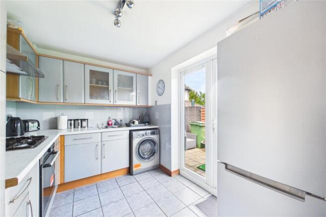 Porlock Place, Calcot, Reading, Berkshire, RG31 photo 4