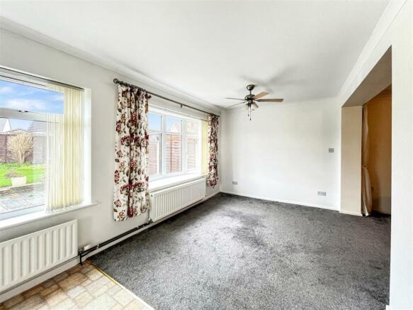 Dining Room/Utility Area