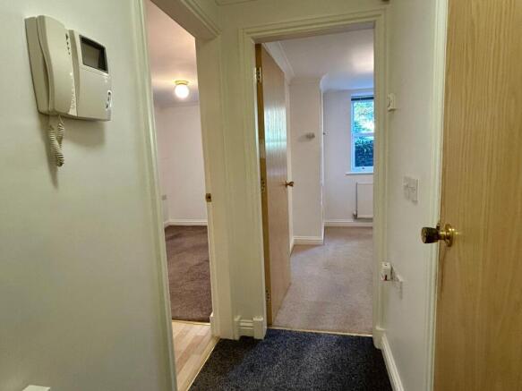 1 bed Apartment to rent Image 7