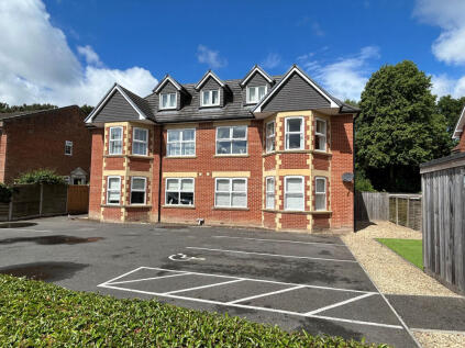 York Road, Broadstone, Dorset, BH18