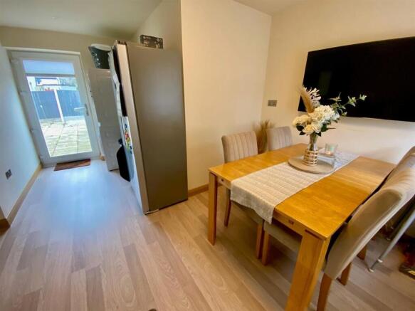 dining room.jpg