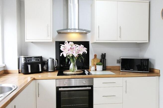 2 bed Town House for sale Image 9