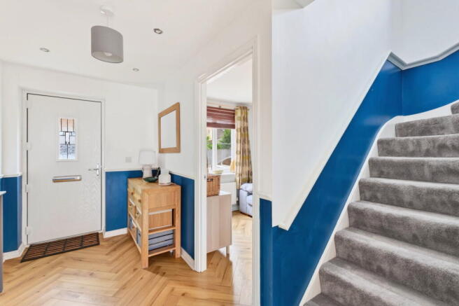 5 bed Detached for sale Image 5