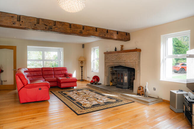 4 bed Detached for sale Image 12