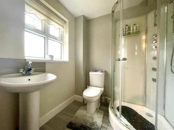 En-suite Shower Room