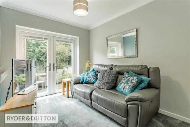4 bed Detached for sale Image 7