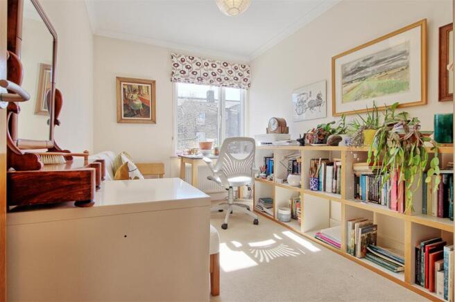 Bedroom 4.jpg