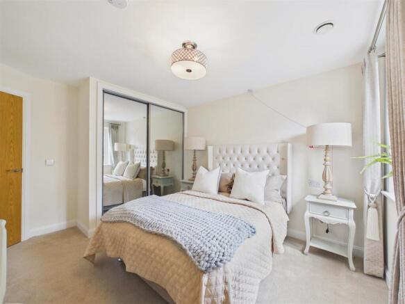 1 bed Apartment for sale Image 5