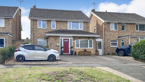 Bydemill Gardens, Highworth