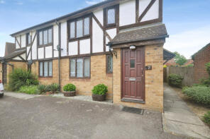 7, Jacobs Avenue, Harold Wood, Romford RM3 0WR