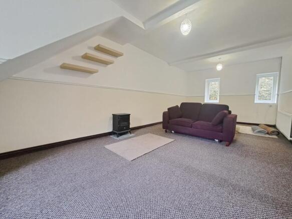 3 bed End of Terrace for sale Image 4