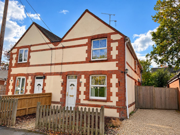 27 Shiplake Bottom front.png