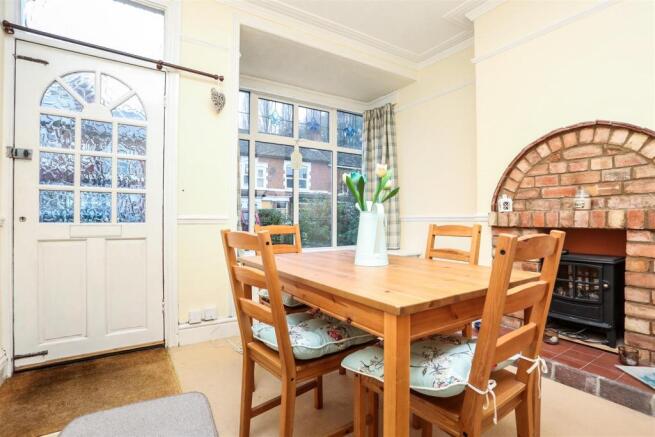 Dining Room.jpg
