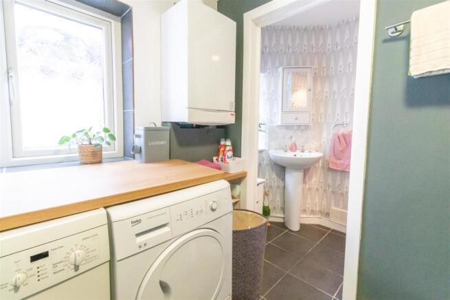 Utility/Shower Room