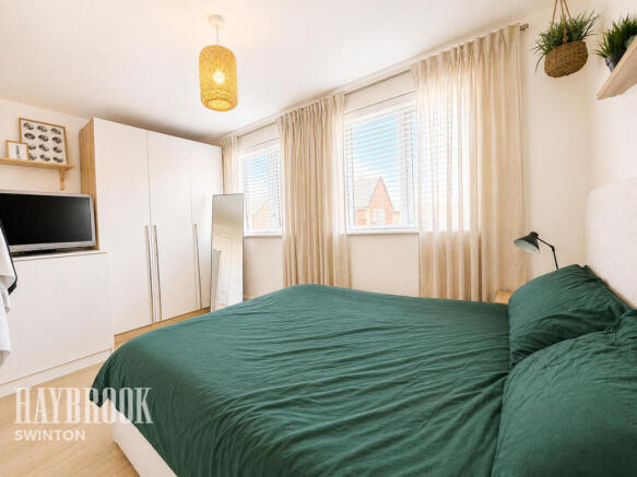 3 bed Semi-Detached for sale Image 10