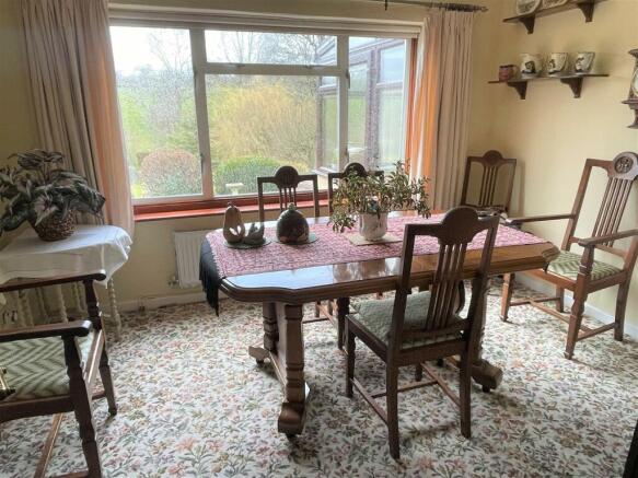 Dining Room.jpeg