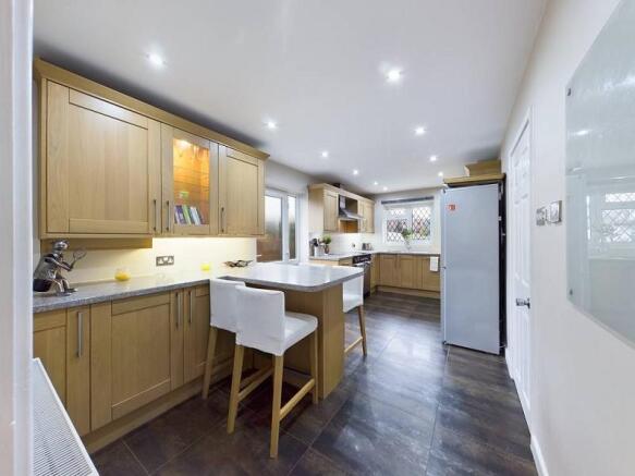 Kitchen / Breakfast Room