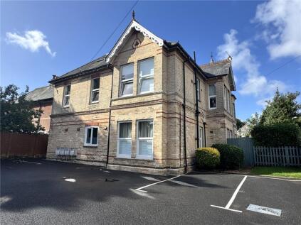 Kingsbridge Road, Poole, Dorset, BH14