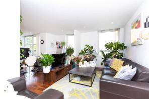 18 The Wallpaper Apartments, 142, Offord Road, London N1 1NS