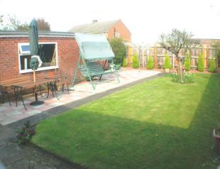 Rear Garden Pic2