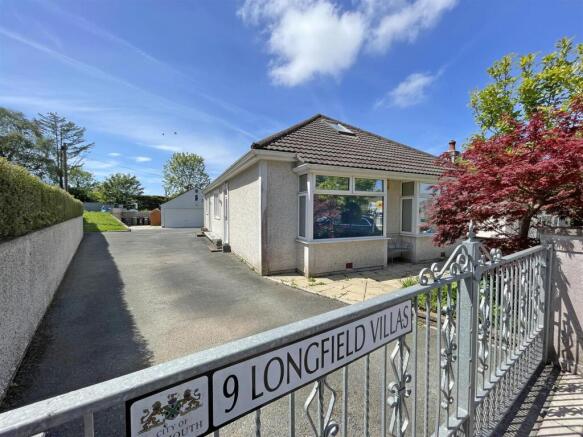 Longfield Villas 9 - Front 2.jpg