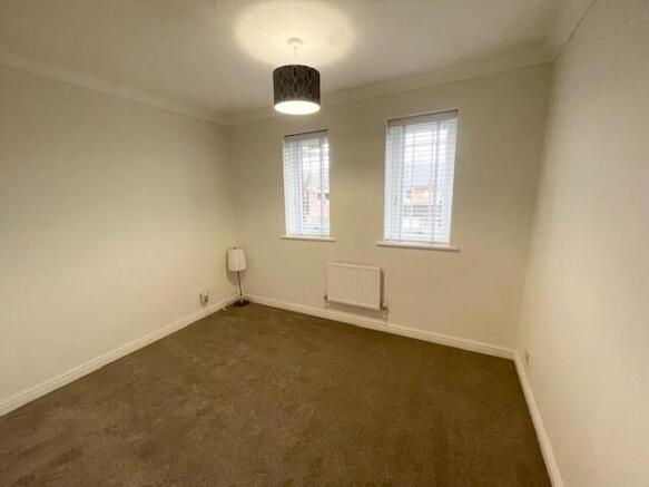 2nd bedroom