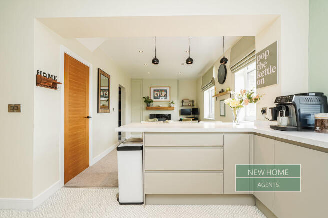 3 bed Semi-Detached for sale Image 5