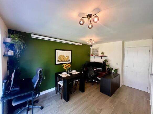 2 bed Semi-Detached for sale Image 4