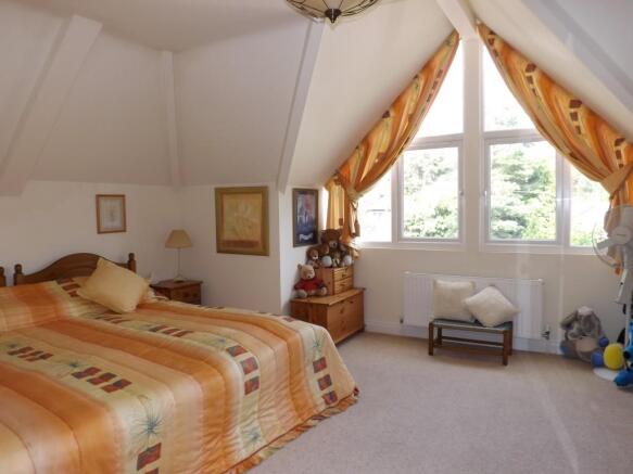 Photo 9