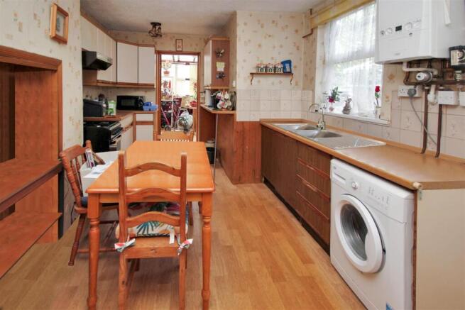 Kitchen Breakfast.JPG