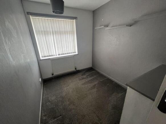 4 bed End of Terrace to rent Image 5
