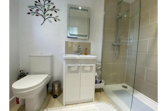 Master En-suite