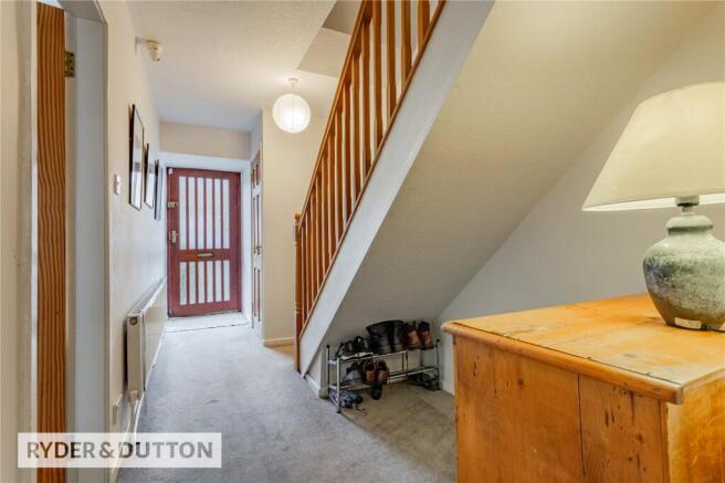 4 bed Detached for sale Image 8