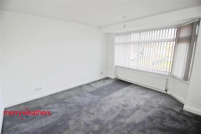 3 bed Semi-Detached to rent Image 5