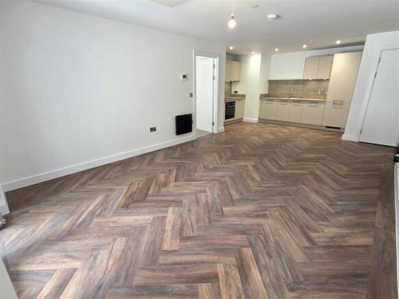 Lounge/Kitchen