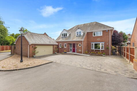 Mowbray Court, Knottingley