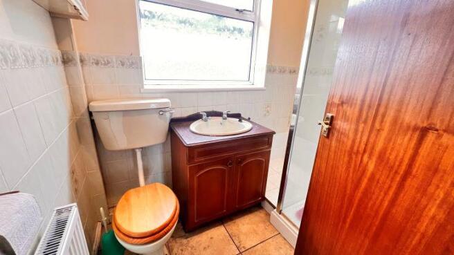 Shower Room/w.c.