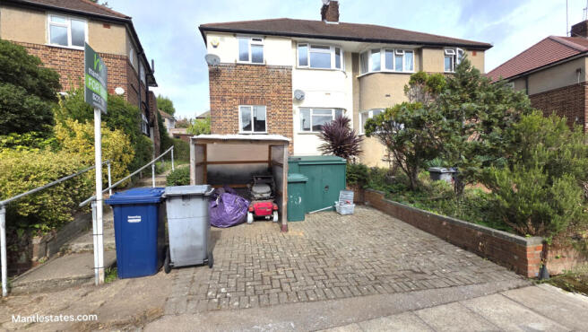 2 Bedroom Ground Floor Maisonette for sale Avonda