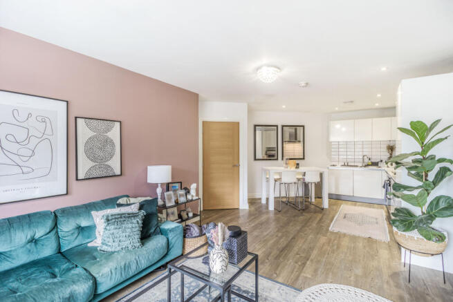 OPEN-PLAN LIVING