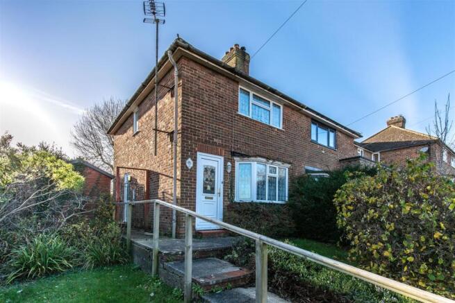 42 Highdown Road-3.jpg