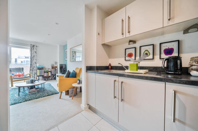 1410041-13-698db9...