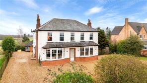 The Square House, Evesham Road, Broadway WR12 7DG