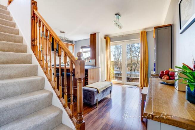 Azalea Close, HernCrabtree (25).jpg